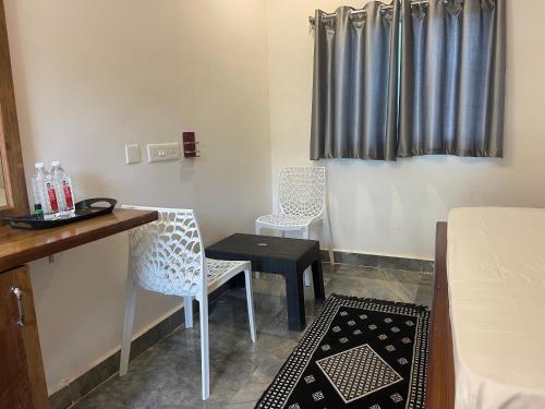 Φωτογραφία από το άλμπουμ του Lakshmi Brindavanam Resorts Malluru σε Mangapet