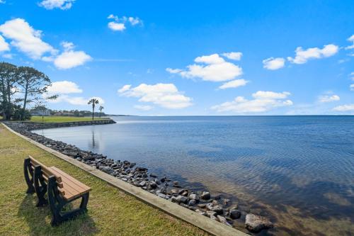 Sandestin Bayfront Studio with balcony and breathtaking views photo 36