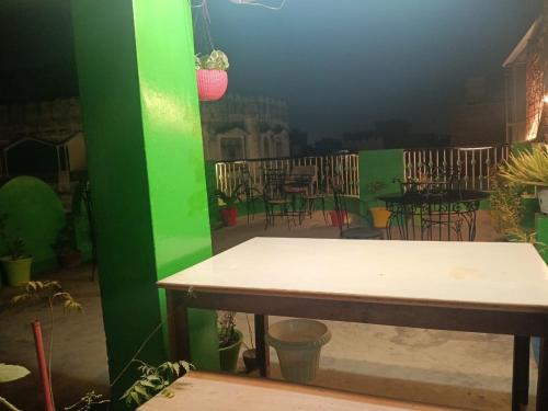 Φωτογραφία από το άλμπουμ του Sandhya Guest House Varanasi Near Ganga River στο Βαρανάσι