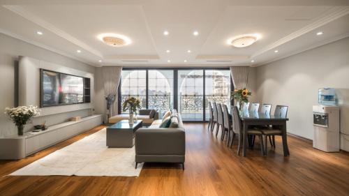 O zonă de relaxare la Duc Hoang Residence & Hotel West Lake