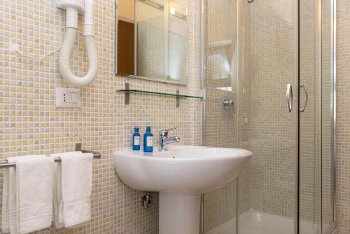 Koupelna v ubytování Hotel Villa Rita