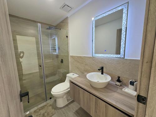 Et badeværelse på Sunset City Piso 17 Relájate frente al mar