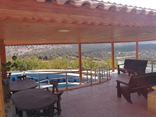 Piscina a Green Hills o a prop
