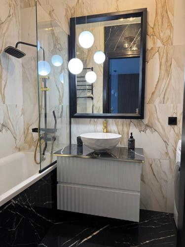 Ένα μπάνιο στο Pearl of Odesa teracca sea view