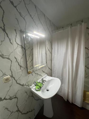 Et badeværelse på Acantilado del mar