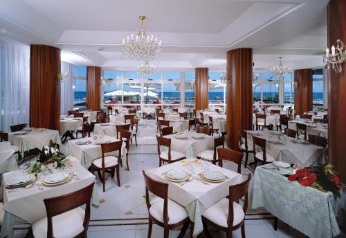 Restoran ili neka druga zalogajnica u objektu Hotel Negresco