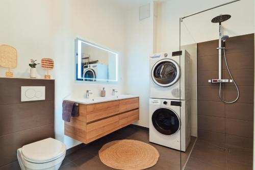 Ένα μπάνιο στο Luxus Apartments - Mitten in Deutschland - Perfekte Lage - Parkplatz