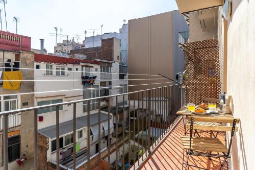 236 - AB Poble Sec Montjuic