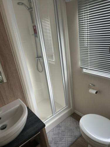 Et badeværelse på Limewood Lodge