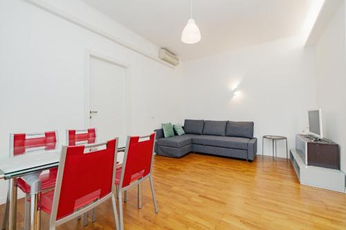 Isola Green Suite - 2 Bedrooms - Free Parking