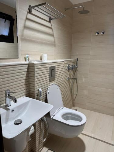 Kopalnica v nastanitvi Qala View Inn