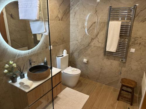 Et badeværelse på Refugio da Ponta do Sol 2 - Madeira Inn Group