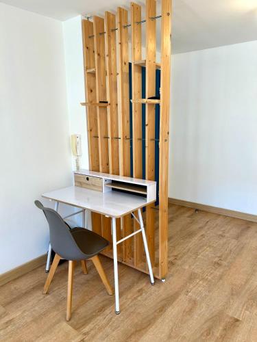 Billede fra billedgalleriet på Grand Studio Cosy 39m2, Rénové & Climatisé i Saint-Denis