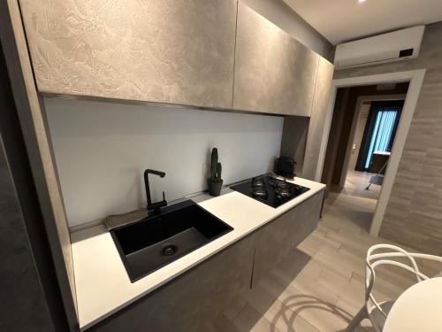 Donna Gemella - Home photo 3