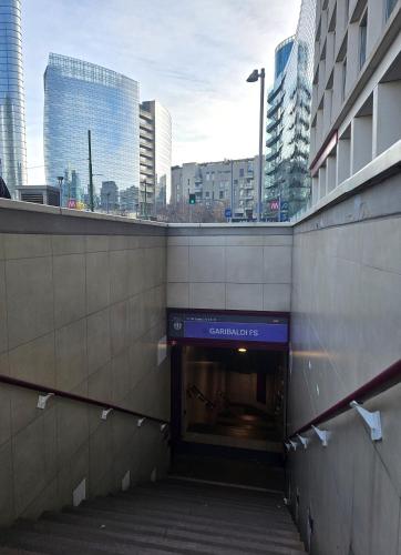 Bilocale moderno Centrale-Isola-Garibaldi, 4 posti, WiFi veloce, Metro a 2 minuti photo 28
