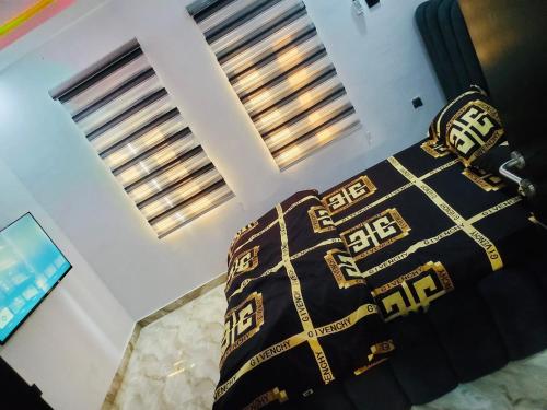 Φωτογραφία από το άλμπουμ του Onpoint luxury Apartments σε Adeleye