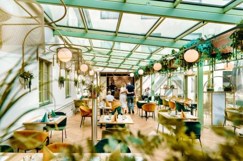 Εστιατόριο ή άλλο μέρος για φαγητό στο Apartament Organza - Private Gym - Spa - Free Parking