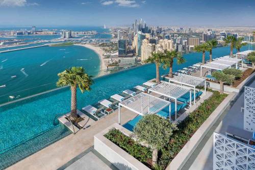 Holistay Address JBR Luxury 3BR