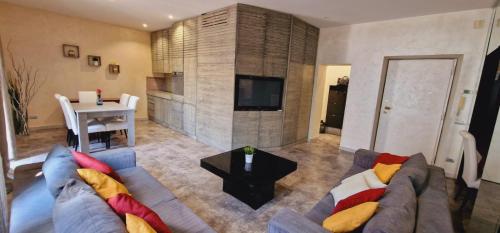 Een TV en/of entertainmentcenter bij FORNACI Guest House
