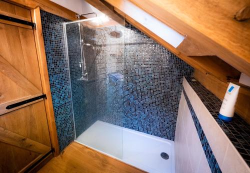 Ένα μπάνιο στο Stunning Studio Barn