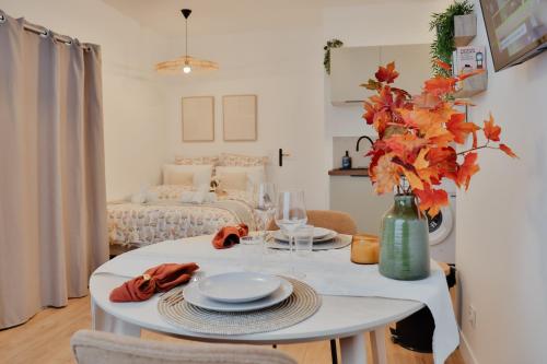 Φαγητό σε αυτό το διαμέρισμα ή κάπου εκεί κοντά