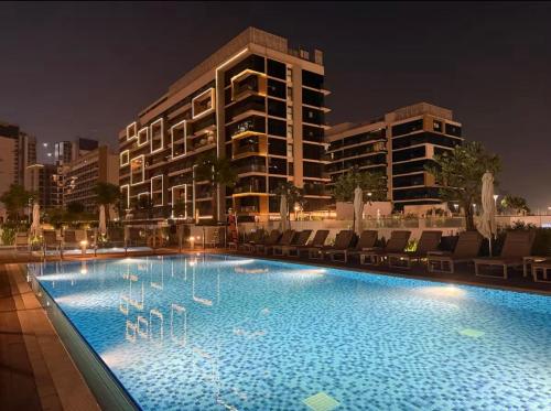 Nature luxe estudio Dubai