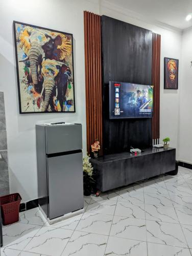 Μια τηλεόραση ή/και κέντρο ψυχαγωγίας στο BSM Residence