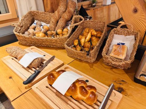 Eten bij of ergens in de buurt van het hotel

