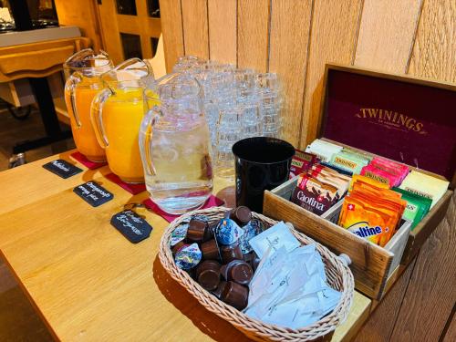 Eten bij of ergens in de buurt van het hotel

