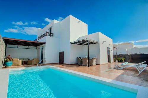 Tania Luxury Home