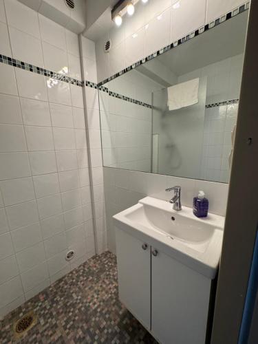 Koupelna v ubytování Hyper Centre de Valence - Studio N4