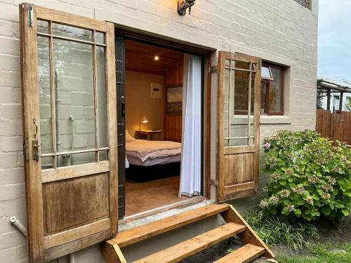 Сад в Swallows Cottages