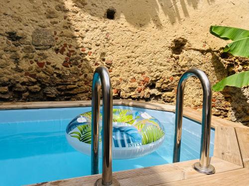 Πισίνα στο ή κοντά στο Les chambres d'Ursule