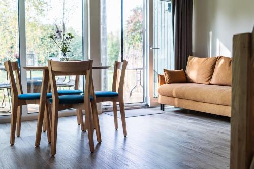 Χώρος καθιστικού στο Ciemzeres 2