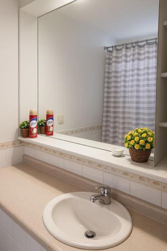 Un baño de Departamento en el Tabo