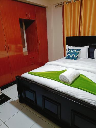 Postel nebo postele na pokoji v ubytování Vee place Bridgeview furnished apartment