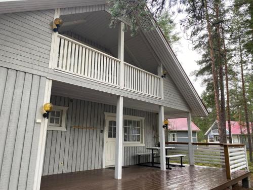 Budova, kde se chata nachází