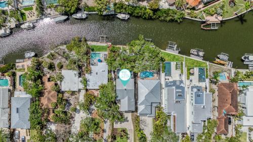 Θέα στο ποτάμι κοντά σε αυτή η παραθεριστική κατοικία