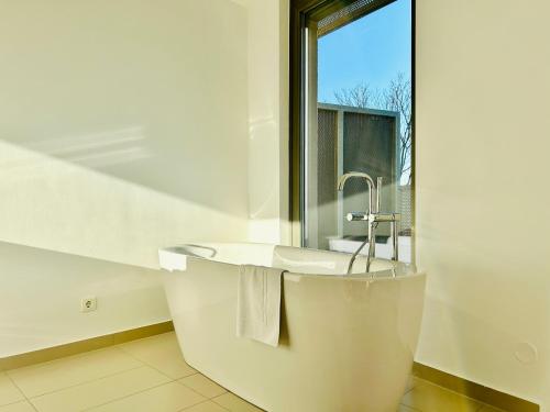 Φωτογραφία από το άλμπουμ του Modern 4-Room Family Apartment with Free Parking στη Βιέννη