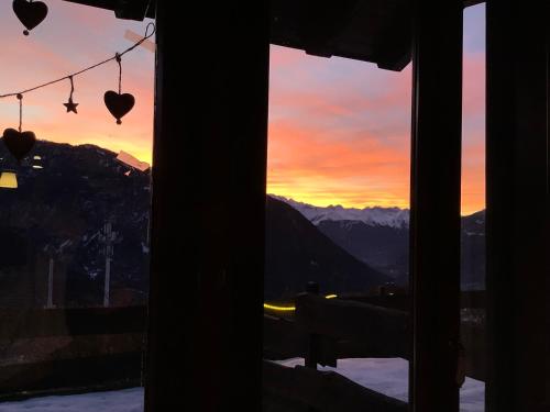 Nespecifikovaný výhled na hory nebo výhled na hory při pohledu z ubytování v soukromí