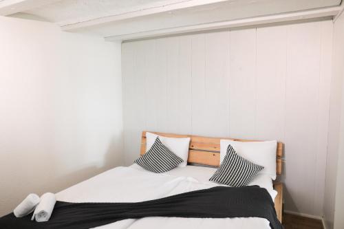 Postel nebo postele na pokoji v ubytování Brand New, 5min to Ski PARADISE !