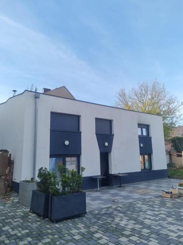 maison spacieuse et moderne idéal bi-famille