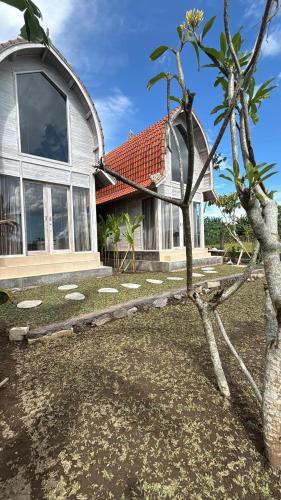 Φωτογραφία από το άλμπουμ του CARROLINE homestay ricefield σε Kapal