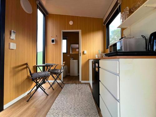 Η κουζίνα ή μικρή κουζίνα στο Saddle House by Tiny Away