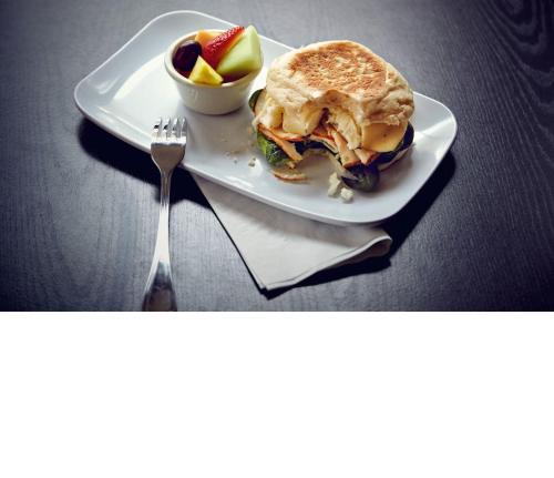 Jídlo v hotelu nebo okolí