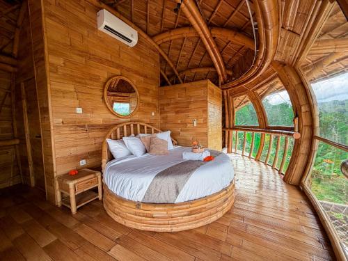 Ένα ή περισσότερα κρεβάτια σε δωμάτιο στο The Sky Nest