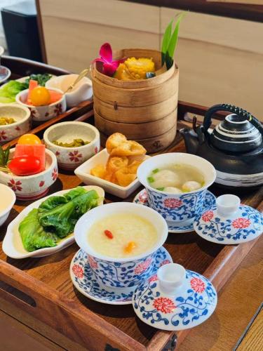 Jídlo v hotelu nebo okolí