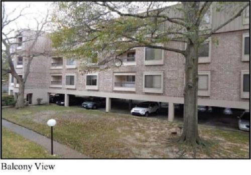 Tòa nhà nơi căn hộ tọa lạc