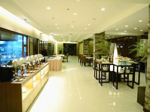 Restaurace v ubytování GT Hotel Bacolod