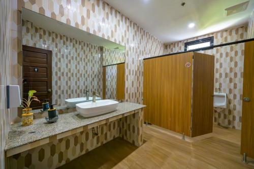 Koupelna v ubytování Jurias Garden Hotel